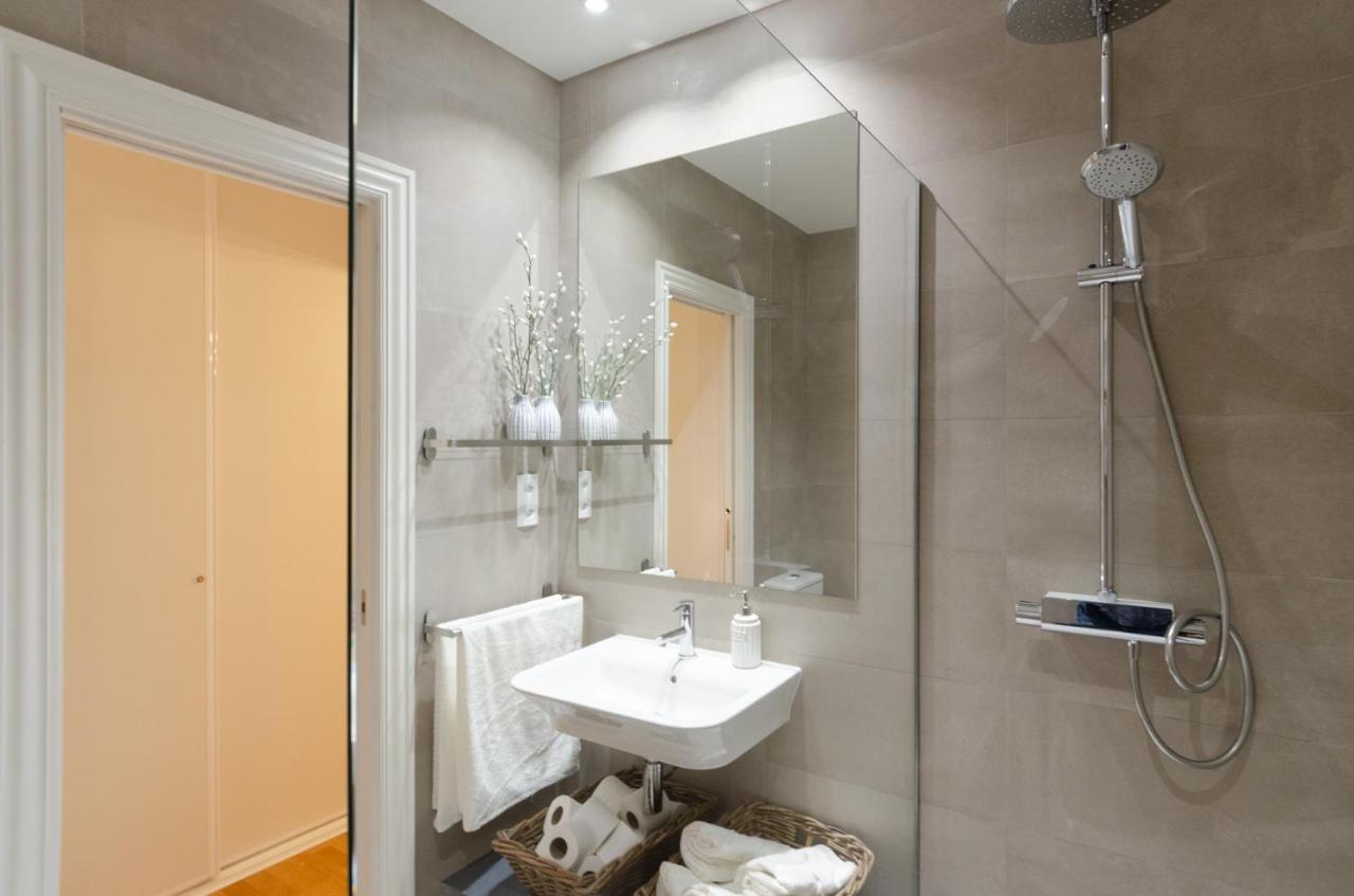 Palacio Premium Stay Мадрид Екстериор снимка